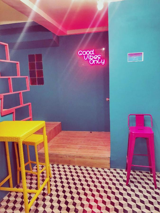 Way Shack Hostel Oslob Εξωτερικό φωτογραφία